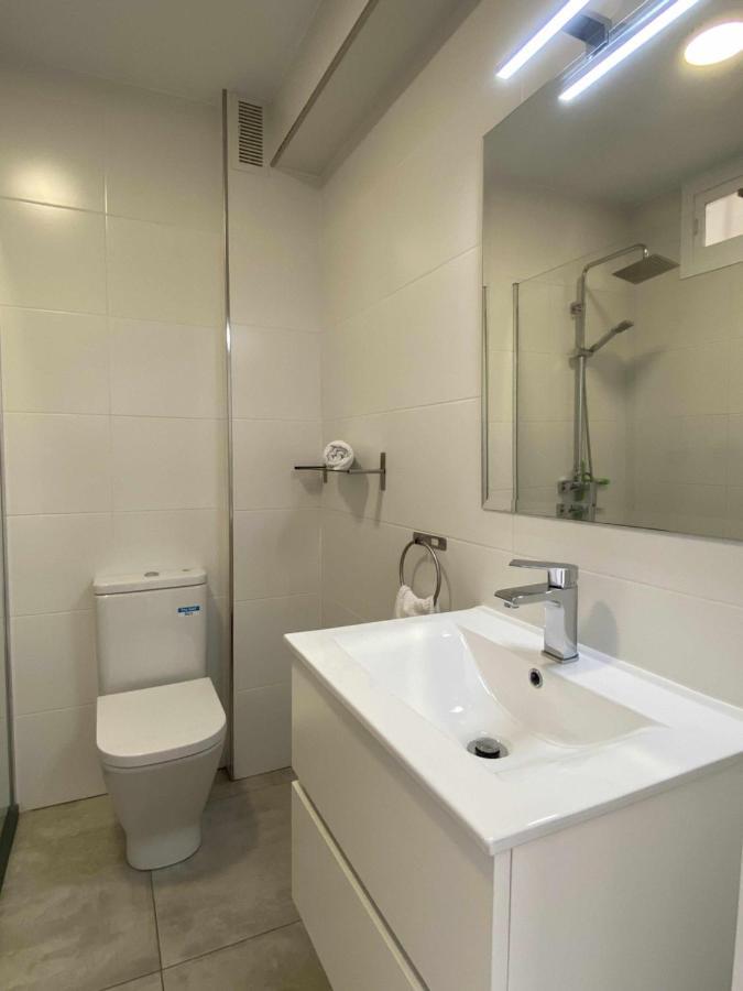 Apartamento 2 Habitaciones Frontal Al Mar 3 Torre Del Mar Luaran gambar