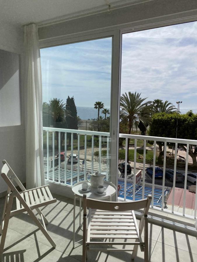 Apartamento 2 Habitaciones Frontal Al Mar 3 Torre Del Mar Luaran gambar