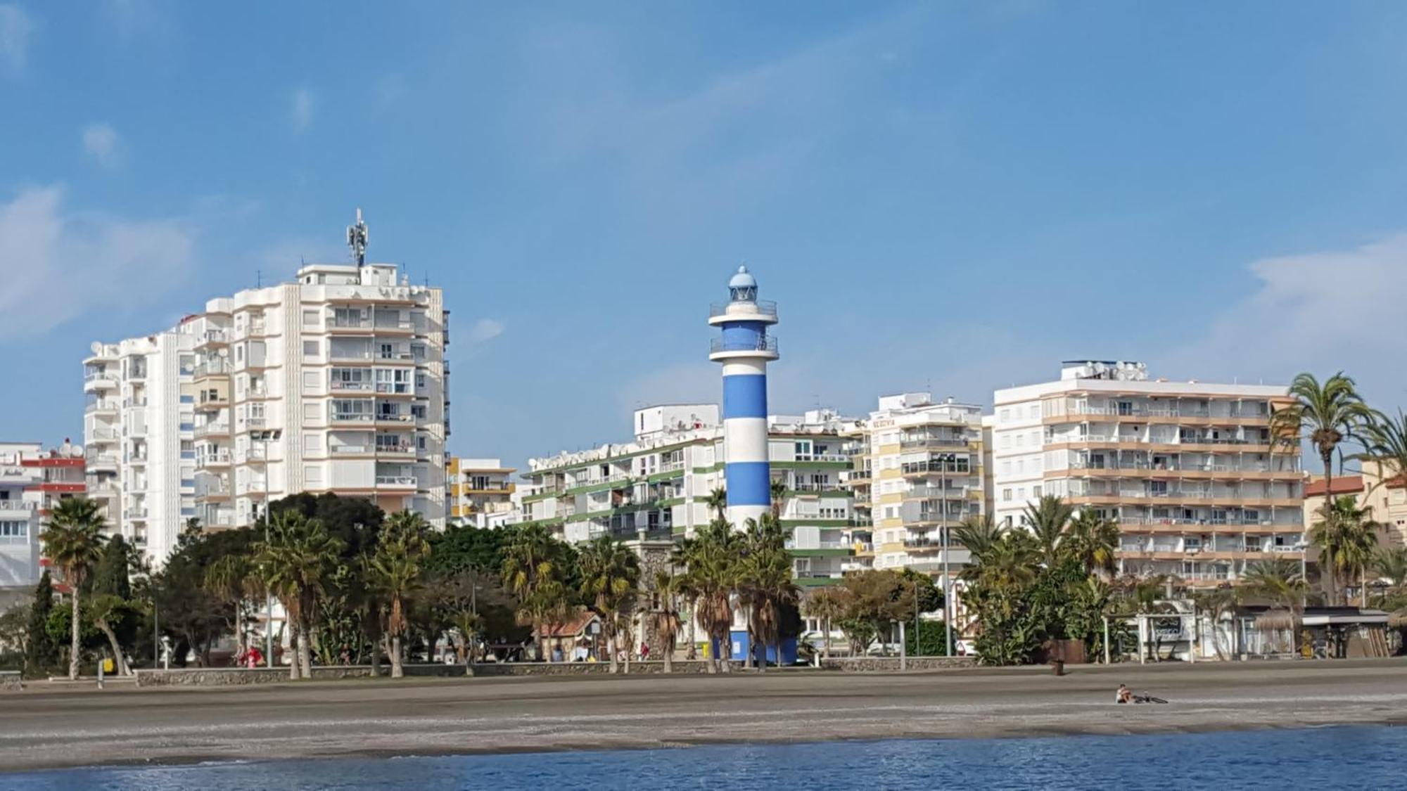 Apartamento 2 Habitaciones Frontal Al Mar 3 Torre Del Mar Luaran gambar